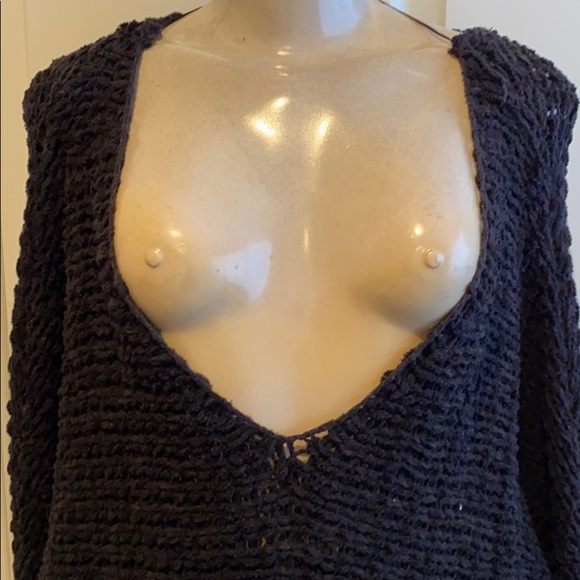 Free people off shoulder Black Sweater size M same day shipping - Picture 3 of 7